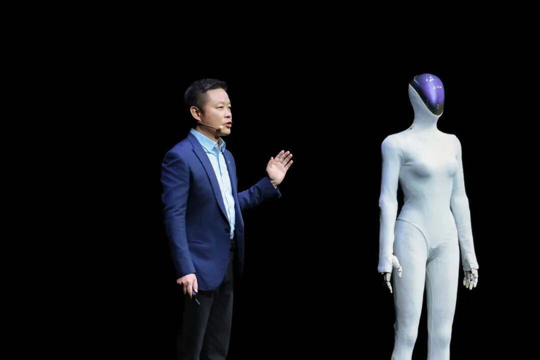 收手吧小鹏汽车行业已经装不下你了